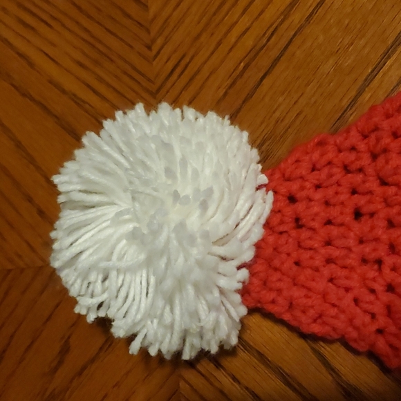 Handmade Santa 🎅 hat . - Picture 4 of 5